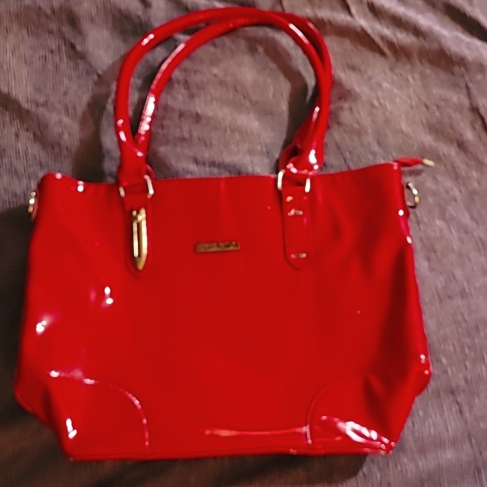Jin Haoda Red patent leather handbag